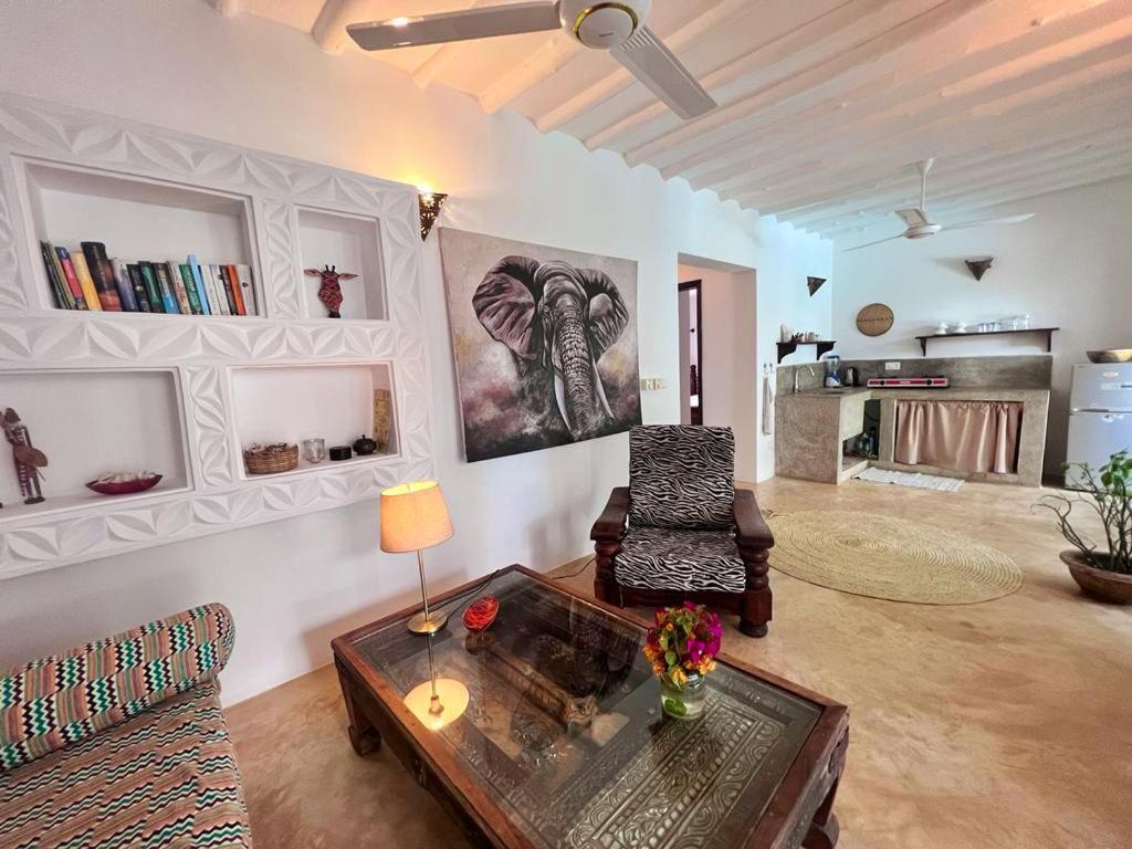 Moyo Apartment Pwani Mchangani Dış mekan fotoğraf